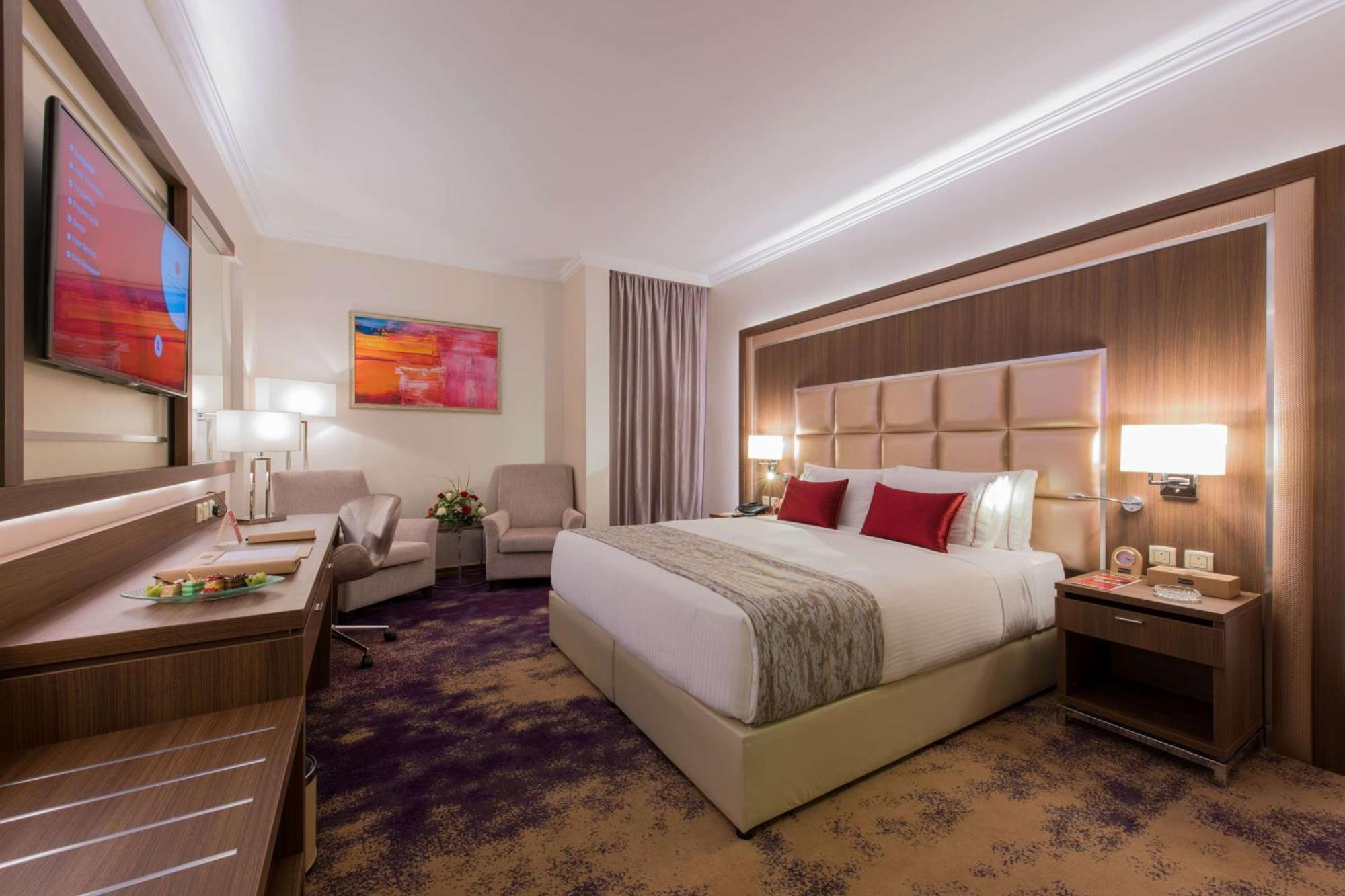 Ramada By Wyndham Continental Jeddah Hotel Exterior foto
